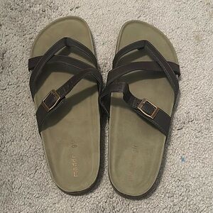 Madden Girl Women’s 10 Sandals